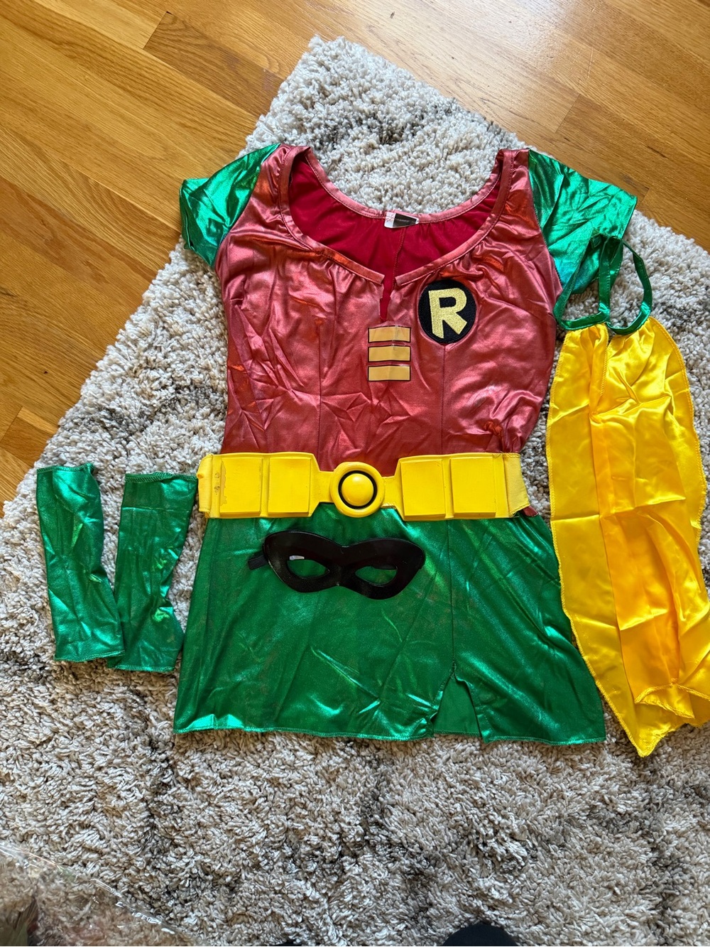 Robin Costume Dress with Yellow Belt and Cape size small